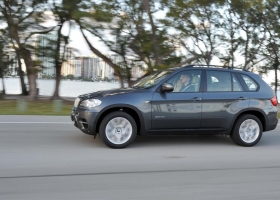 BMW X5 Widescreen Wallpapers 32