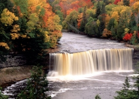 Waterfalls Scenes HQ Wallpaper 4