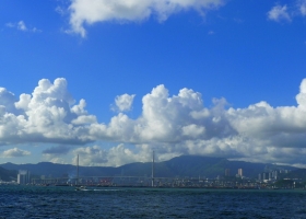 ฟากฟ้ายามเย็นเห็นแสงรำไร